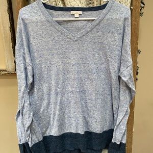 Gap Color Block V- neck sweater